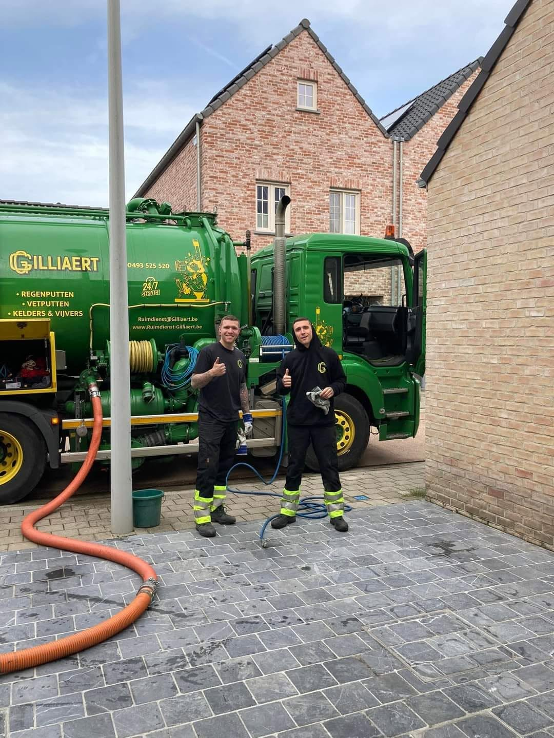 Ruimwagen van Ruimdienst De Kust